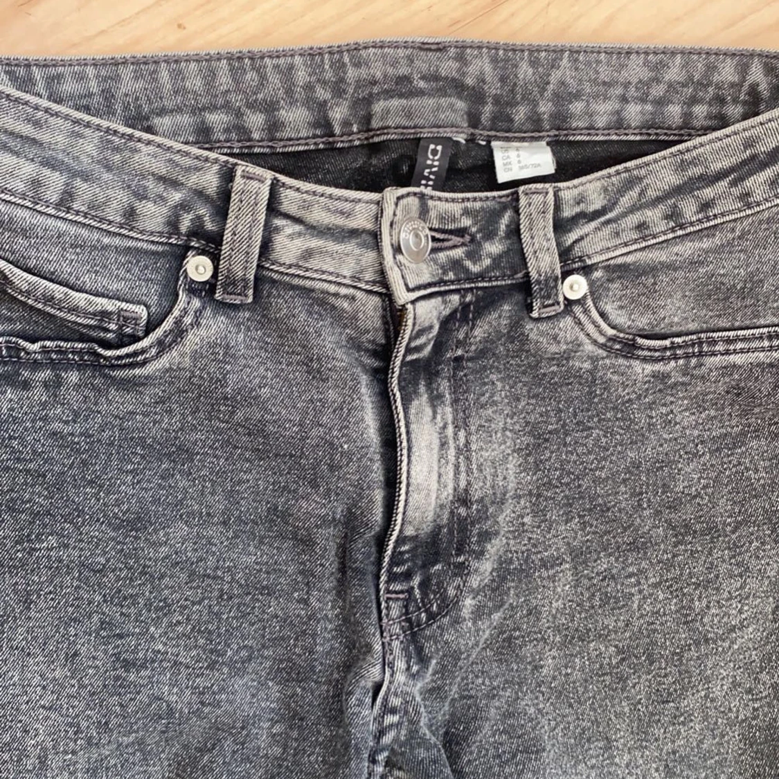 Grå bootcut jeans - 90