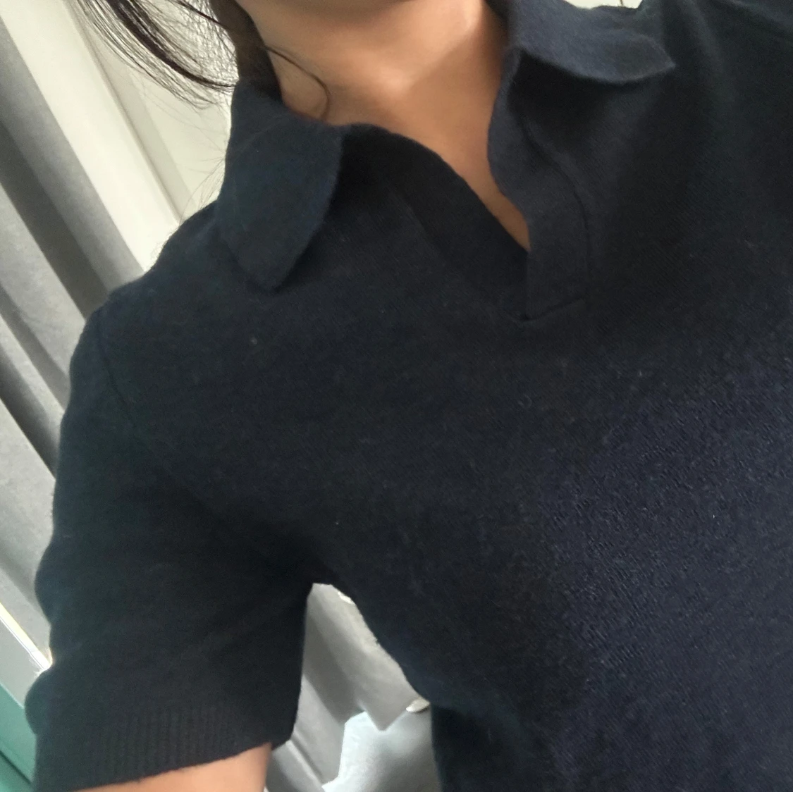 Marinblå stickad t shirt - 91