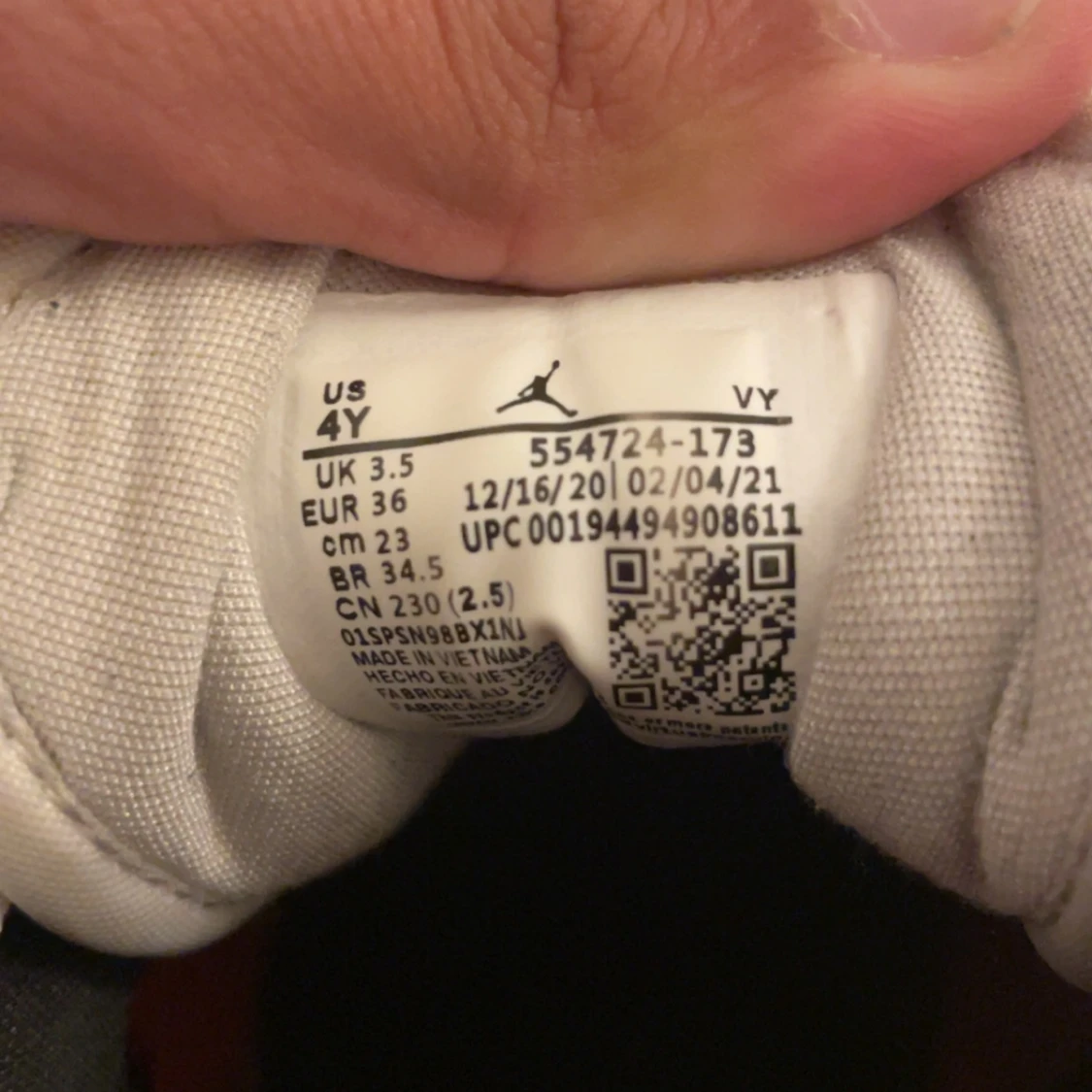 Jordan 4 chicago - 92