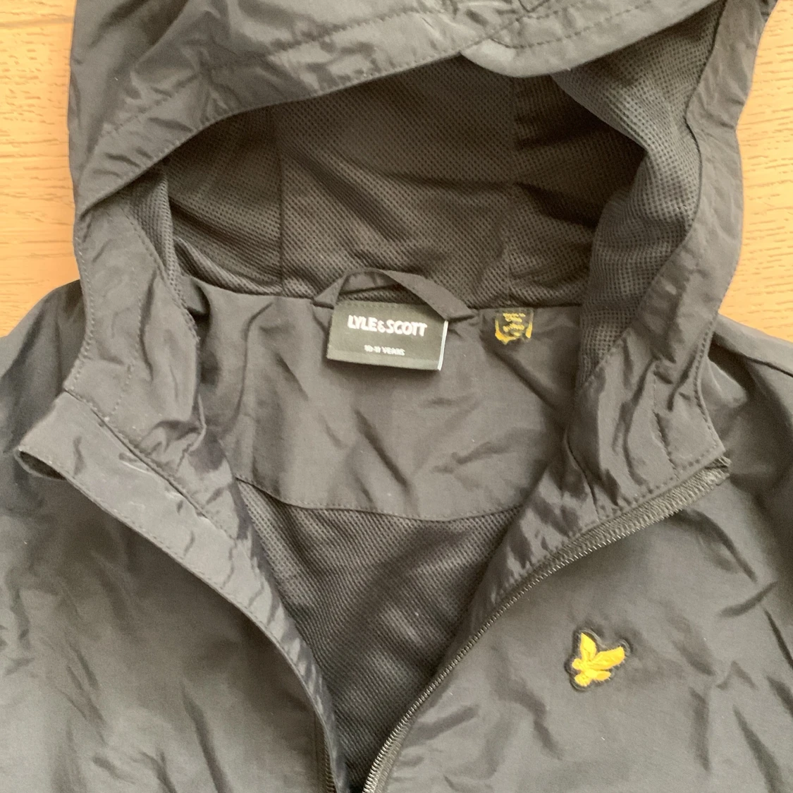 Jacka svart Lyle & Scott - 90