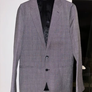 Grå Kavaj - Skick-8/10 Ordinarie Pris-700kr