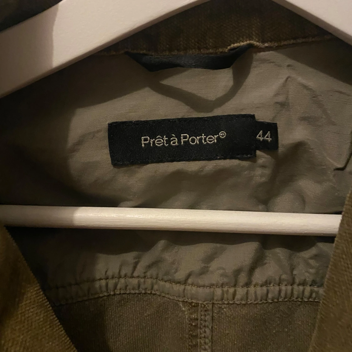 Olivgrön kavaj från Prêt à Porter - 92