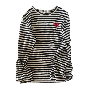 cdg longsleeve - säljer min striped cdg lonsgleeve då den inte kommer till ngn användning. den är som ny, skriv om du är intresserad!