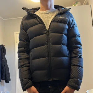 Sail racing jacka  - Storlek s skriv för mer info