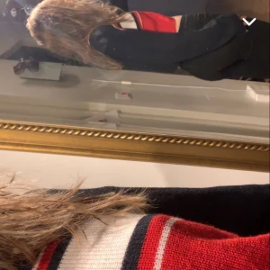 Stickad crop top - Säljes pga används inte så ofta Hör av er om ni har frågor!! Kan sänka pris vid snabb affär Billigare paketpris  💕