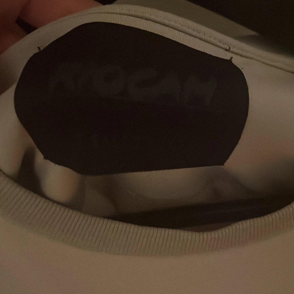 Beige tröja med fototryck från Limitato - 90