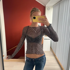 Leopard mesh topp - Så snygg! Nyskick 