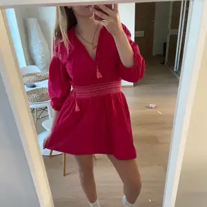 Pink zara dress! 😋