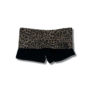 Victoria’s secret PINK yoga shorts - Ett par jättefina victoria’s secret PINK yoga shorts som inte kommer till användning. Inga defekter. Skriv om du har några funderingar!