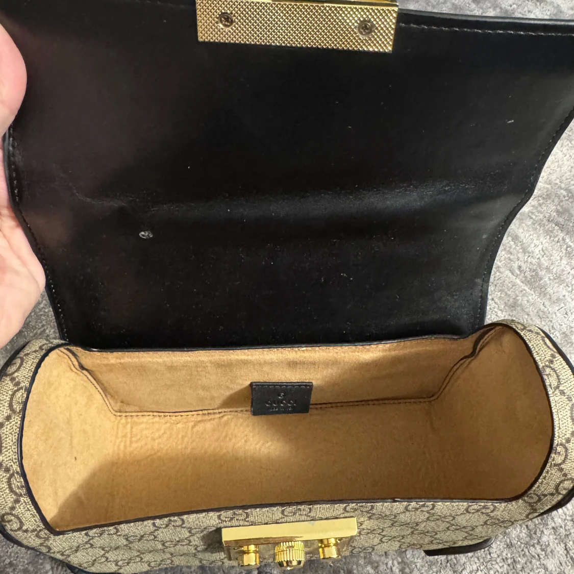 Mönstrad handväska med bambuhandtag - 92