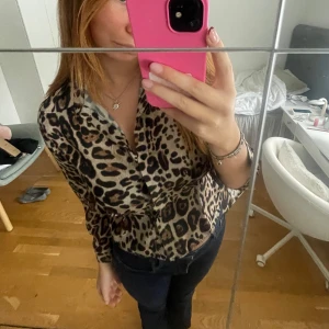 leopard blus - såå snygg leopard blus🐆💘
