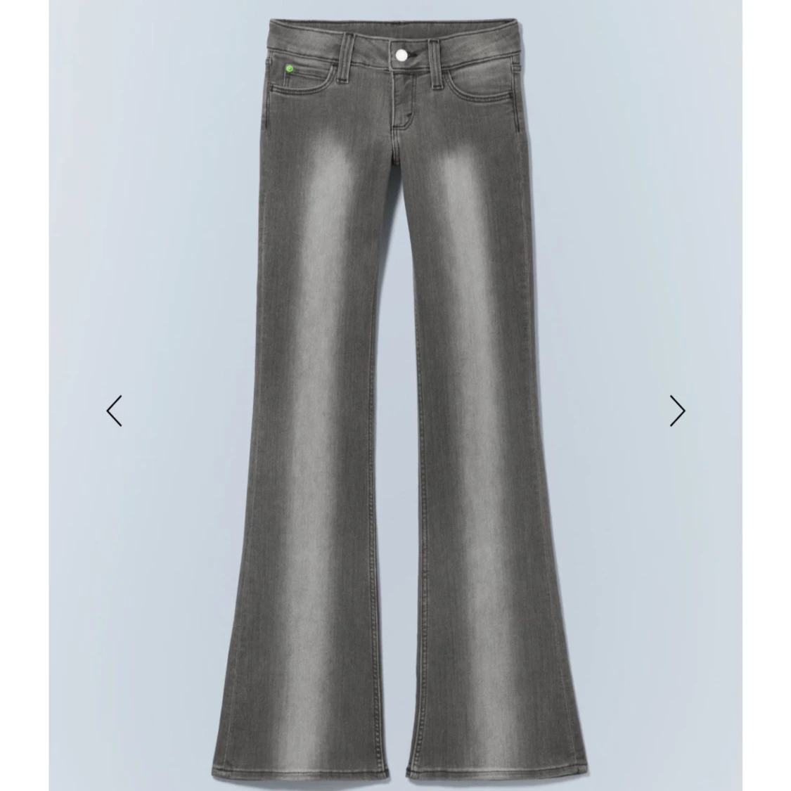 Grå bootcut jeans 