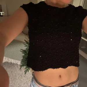 Glittrig topp - Så fin glittrig topp som passar perfekt till nyår!!