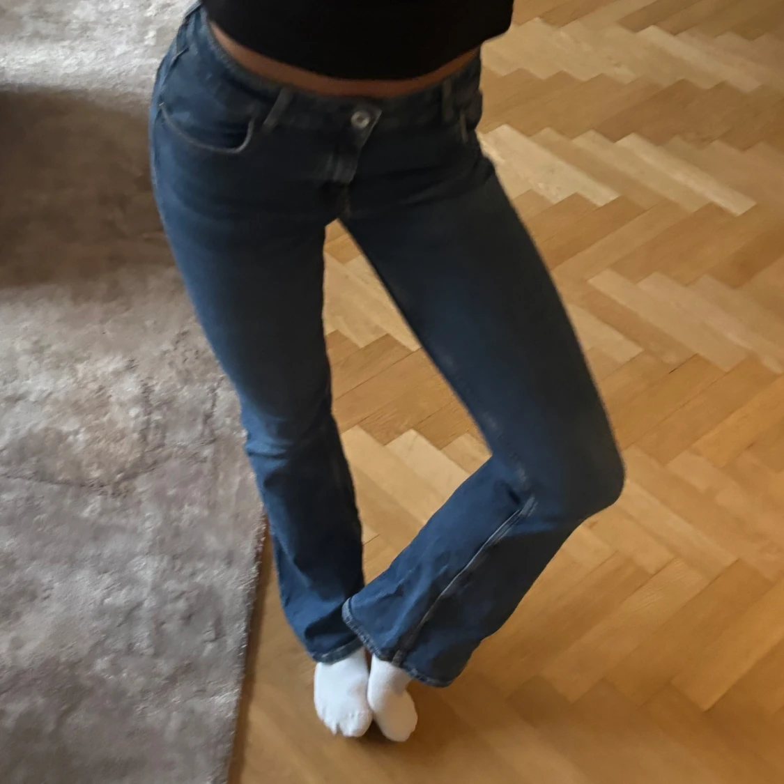 Blå bootcut jeans