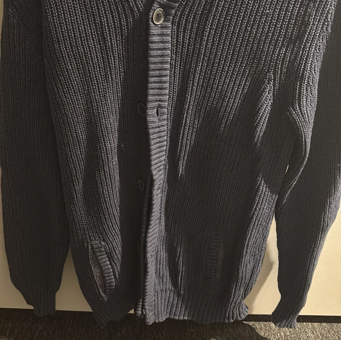 Mörkblå stickad kofta  - 91