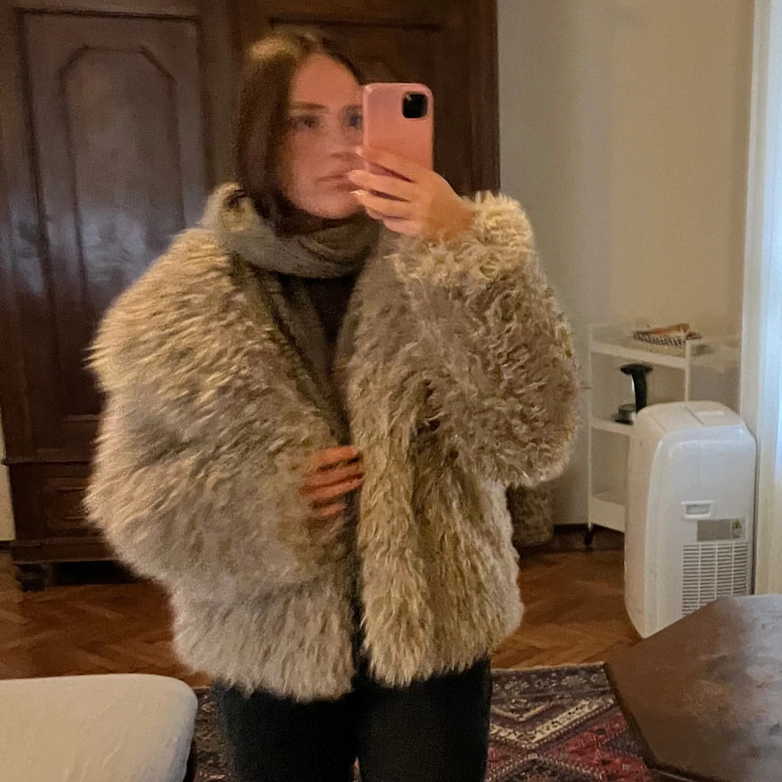 Beige pälsjacka  - 2