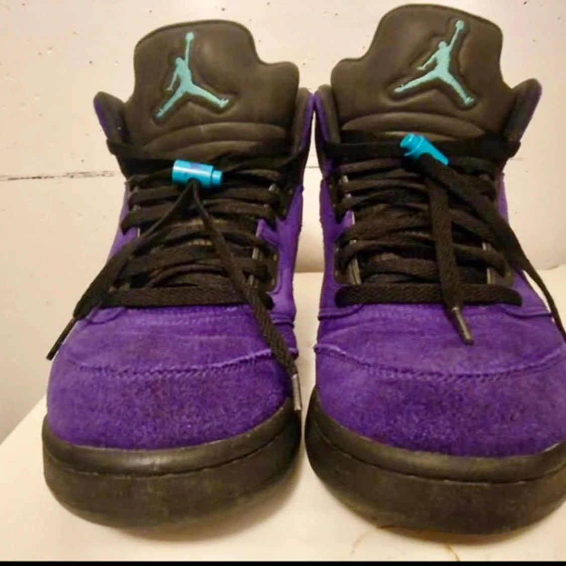  Nike Air Jordans - 1