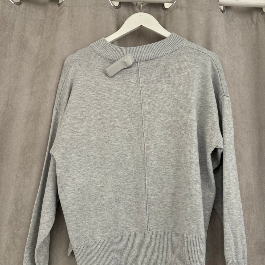 Neo noir stickad - 1