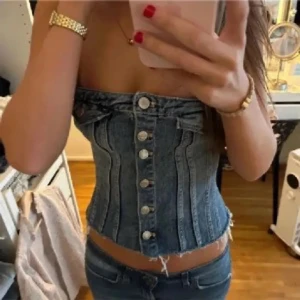 Jeans korsettopp från zara - Använd fåtal gånger