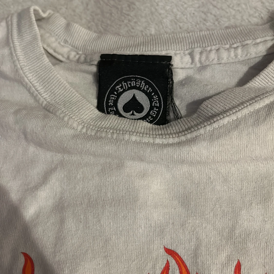 Vit Thrasher t-shirt med flamtryck - 2