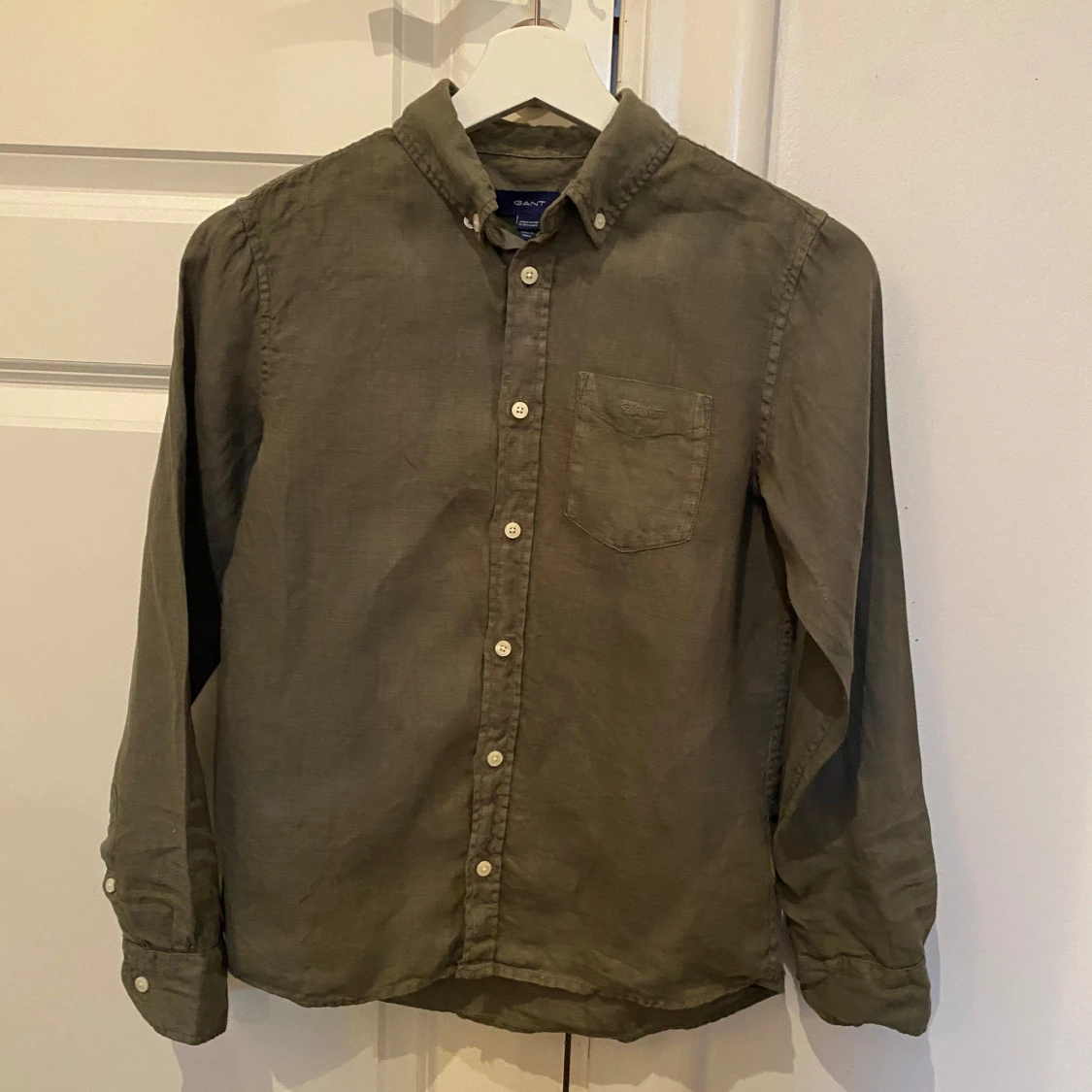 Olivgrön skjorta från GANT