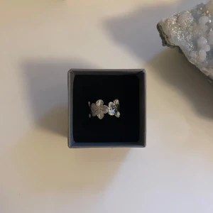 Ester ring  - 55kr/st, justerbara, gjorda i rostfritt stål vilket innebär att de inte färgar av sig eller tappar färg💞 Beställ via Plick eller Ebnorth.quickbutik.se🤗