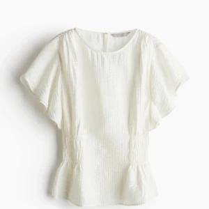 HM blus - Superfin blus från Hm, helt oanvänd med prislapp💕