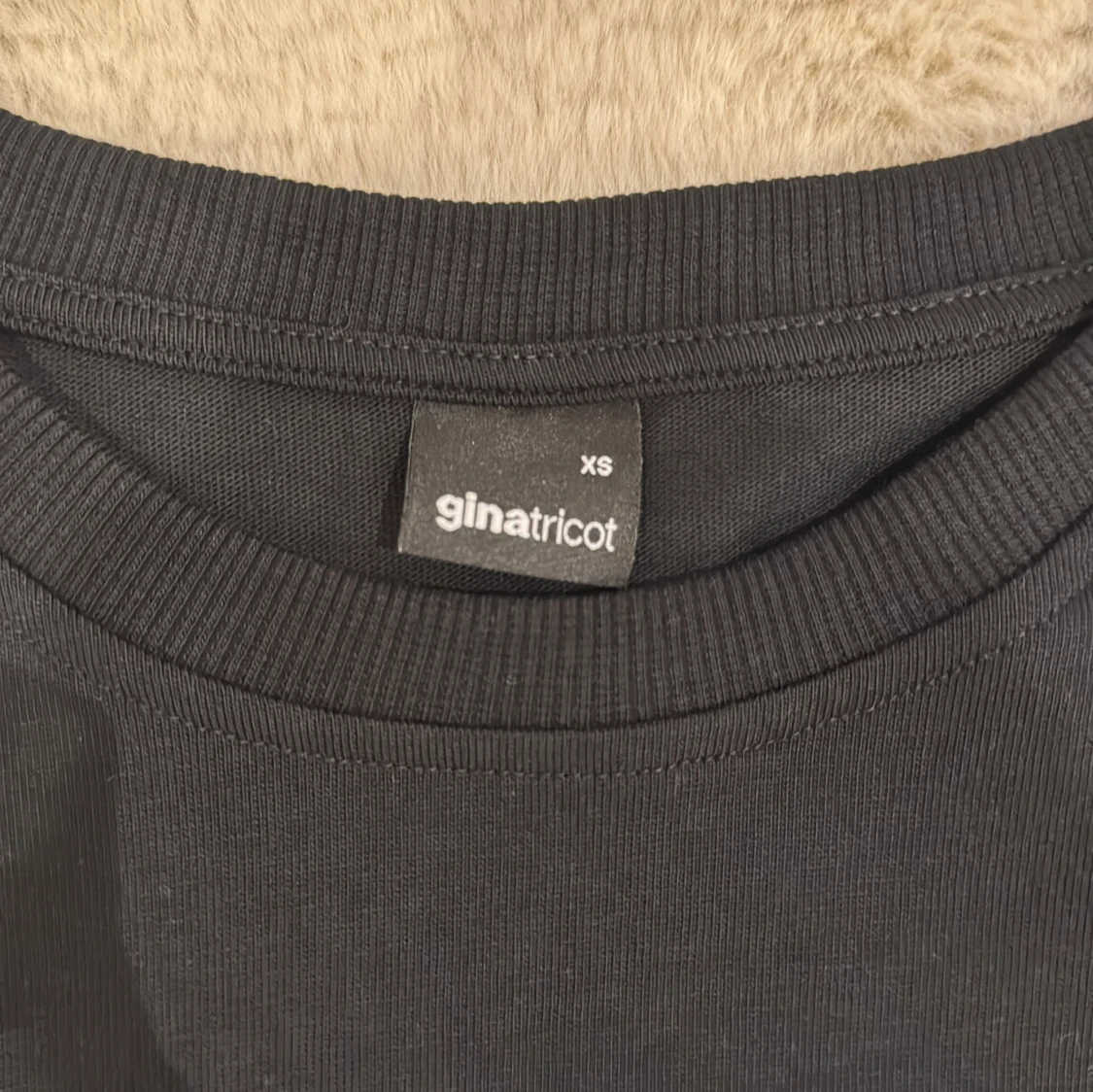 T-shirt med struktur - 91