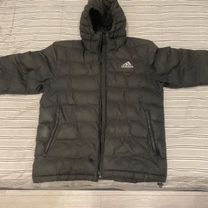 Adidas Jacka - Bra Skick!! Priset Kan Diskuteras