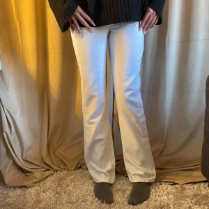 Lågmidjade jeans  -  Helt oanvända  storlek 24/32 prislapp kvar 