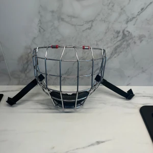 Jofa galler M chrome - Säljer nu mitt Jofa galler i storlek m. Gallret är i chrome