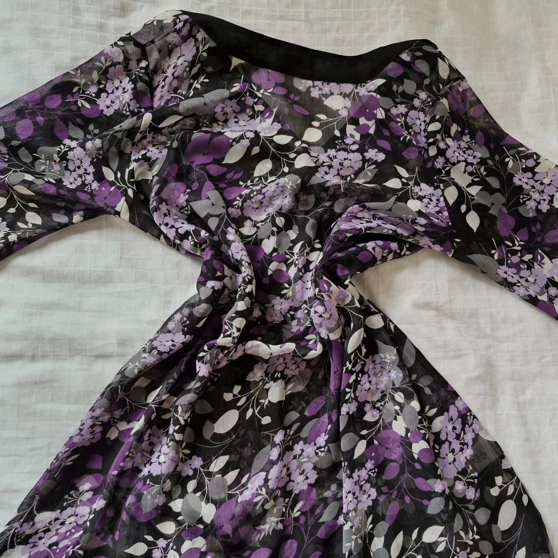 Skir blus med blommor - 93