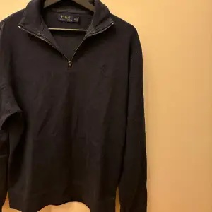 Ralph lauren zip Storlek M Nypris 2500kr