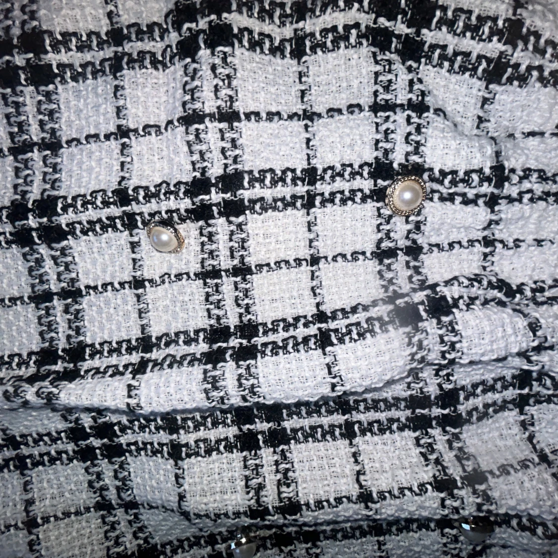 Svart ribbad polotröja från Shein - 4