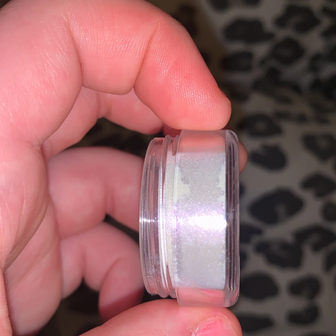 Bellápierre Cosmetics ögonskugga i nyansen Exite. Oöppnad  - 3