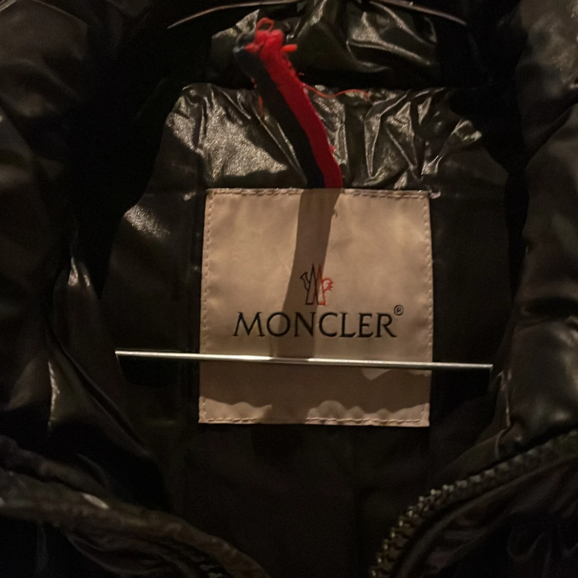 Svart dunjacka från Moncler - 2