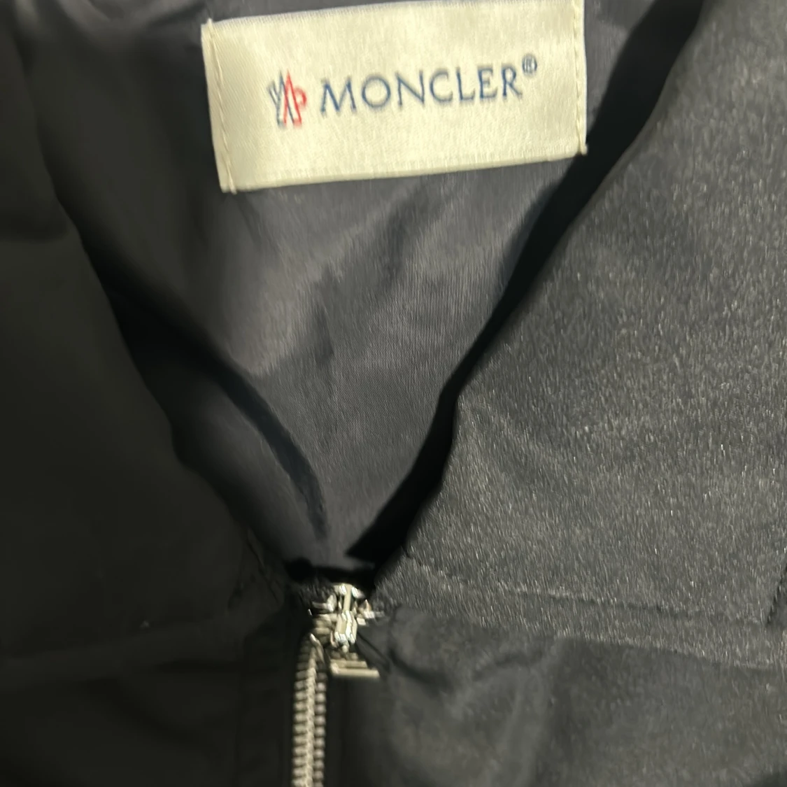 Svart jacka från Moncler - 2