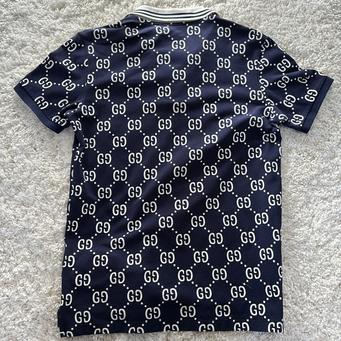 Mörkblå pikétröja från Gucci - 1