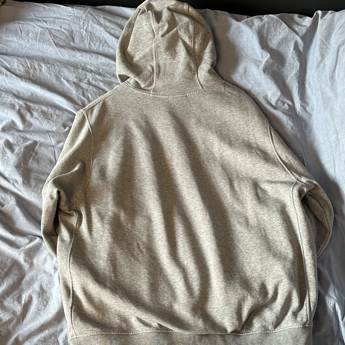 Grå hoodie från Nike - 3