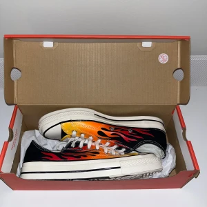 Converse sneakers  - Unika converse skor. Helt nya och oanvända. Pris kan diskuteras!