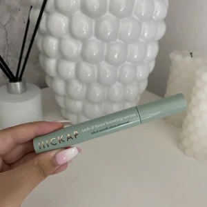 Bryn och Frans serum hickap - Ett Frans och bryn serum ifrån Hickap 