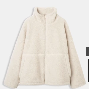 Teddyjacka - Jättemysig Teddyjacka!! Sparsamt använd💕💕