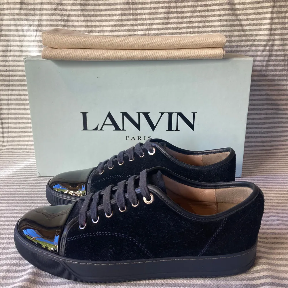 Lanvin intressekoll || strl uk 5 passar 40/41 || inga defekter || skick 9/10 box och dust bag medföljer || hör av er om ni har några funderingar🙌✌️    // Vidar . Skor.