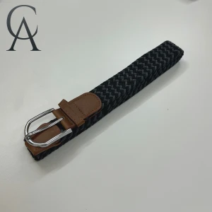 Flätat bälte - Tjenare vi säljer ett flätat bälte i mörk grå och svart färg. Om du har några frågor så är det bara att skriva till oss. Vi svarar inom kort