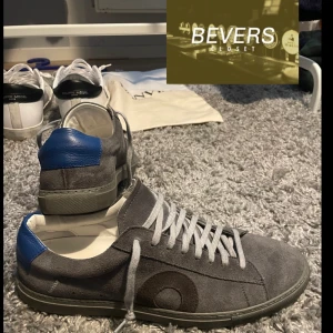 Oliver cabell ||Skor - Ett par fräscha Oliver Cabell skor i storlek 43. Riktigt schyssta till hösten. Endast skorna medföljer. Nypris  runt 4000 Mitt pris:- 2500