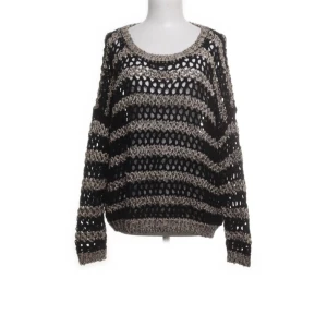 Stickad tröja - Guldiga inslag i de beiga partierna. Passar xs-L