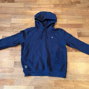 Morris hoodie  - Bra skick sitter fint 