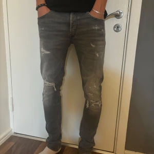 Replay  - Säljer nu mina sprillans nya replay jeans aldrig använda endast testade. 10/10 skick