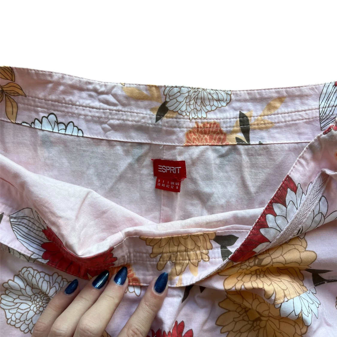 Blommig kjol från Esprit - 92