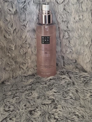 Rituals Shimmering spray - Shimmering spray från Rituals🩷 Sparsamt använd